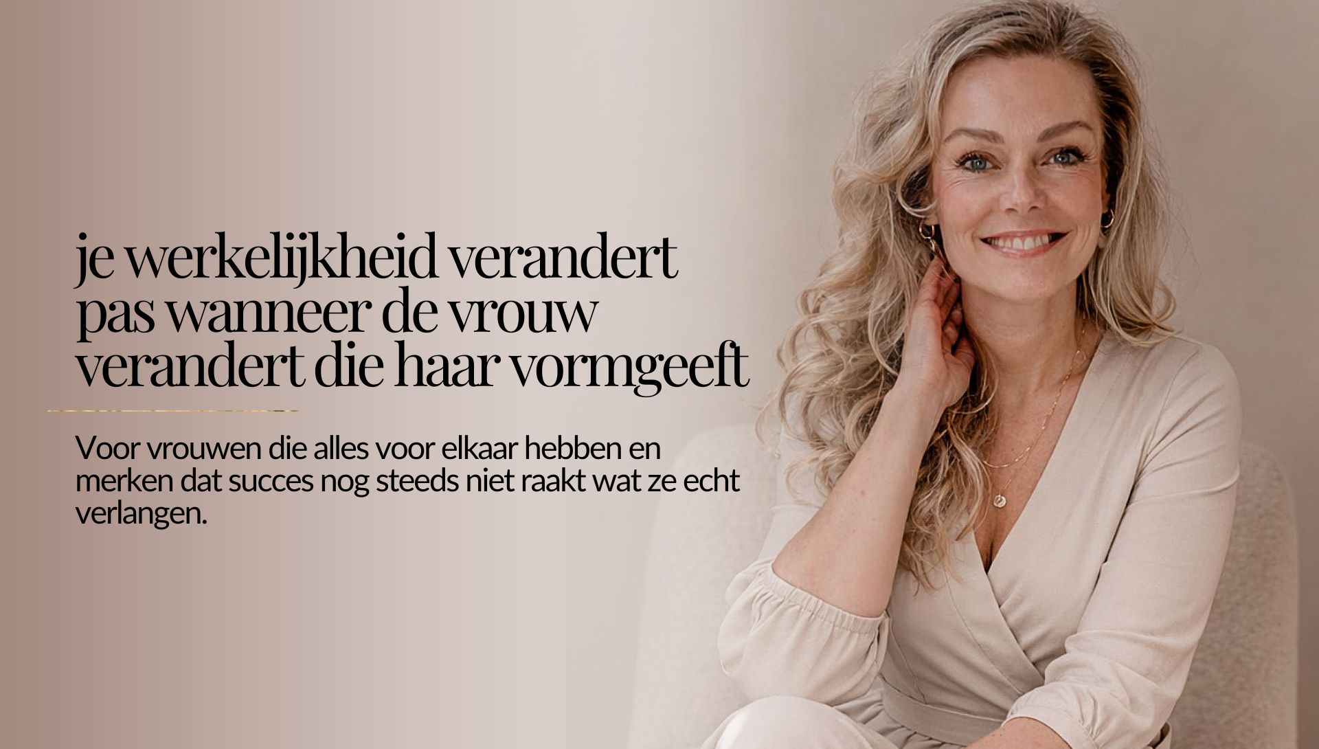 vrouw die haar innerlijke standaard belichaamt waardoor haar relatie en succes anders reageren.